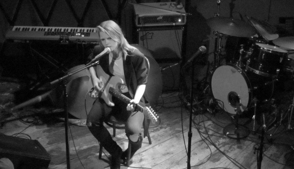 Cassandra Jenkins Hard Drive Ondergewaardeerde Liedjes